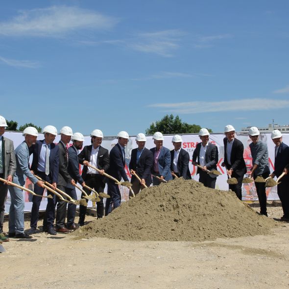 spatenstich autohaus kaposi - planconsort ztgmbh architekten + ingenieure