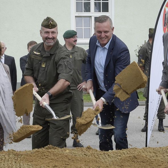 spatenstich - planconsort ztgmbh architekten + ingenieure