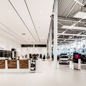 autohaus <br>vogl + co - planconsort ztgmbh architekten + ingenieure